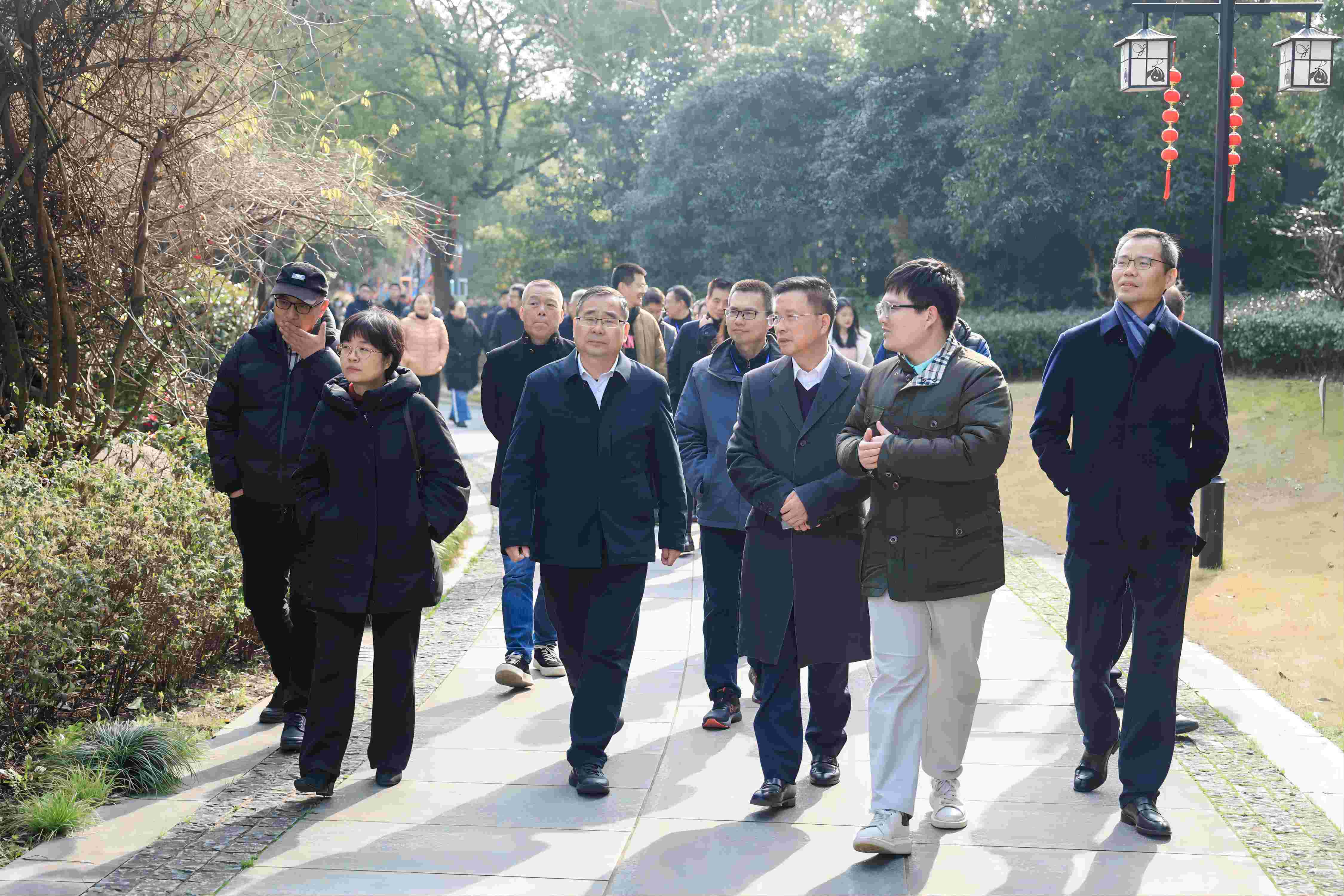 國(guó)家文化和旅游部、浙江省文化廣電和旅游廳考察組一行蒞臨音王考察