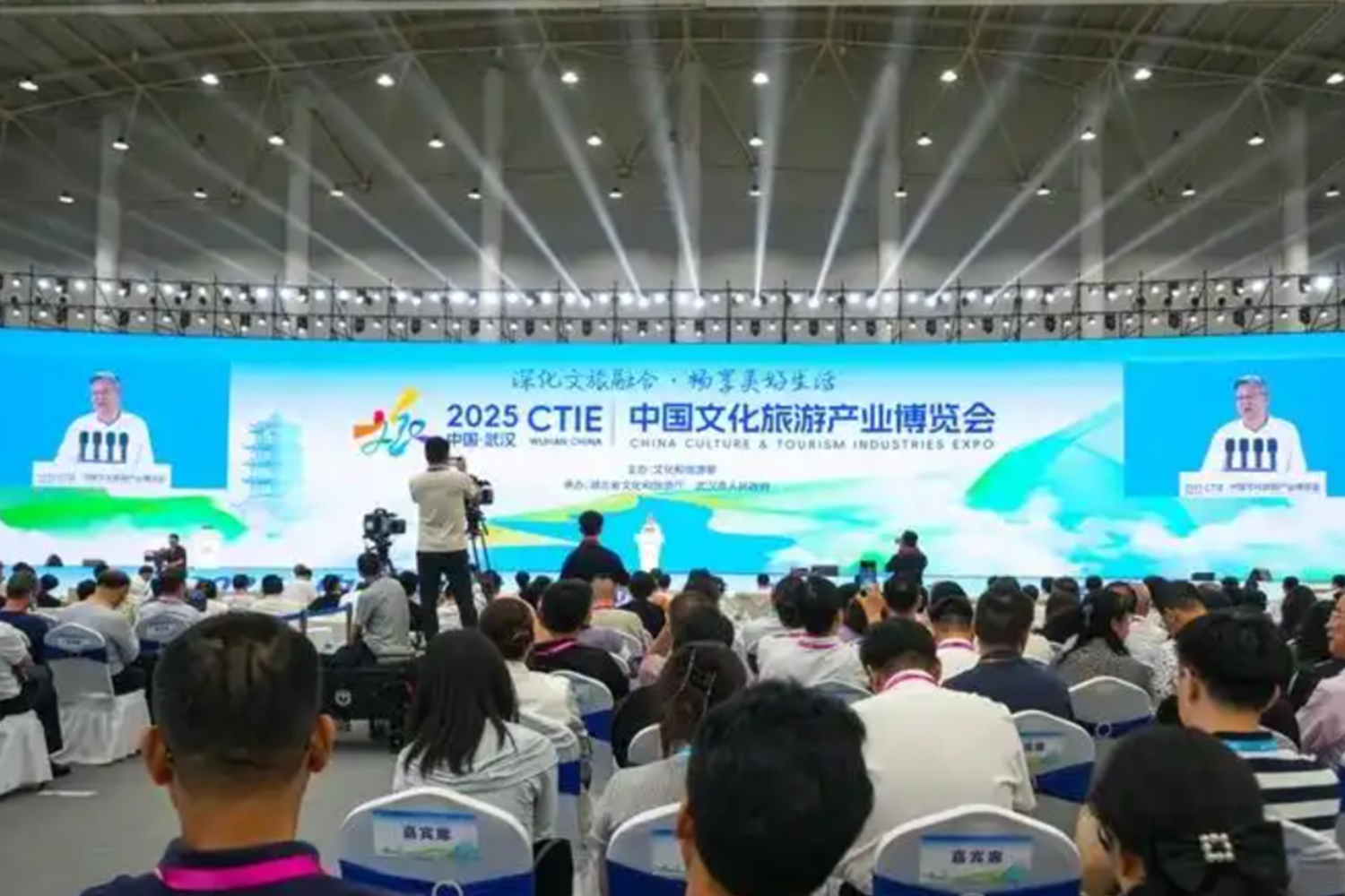 人氣爆棚|音王亮相武漢文旅博覽會，憑借硬核實力強勢出圈